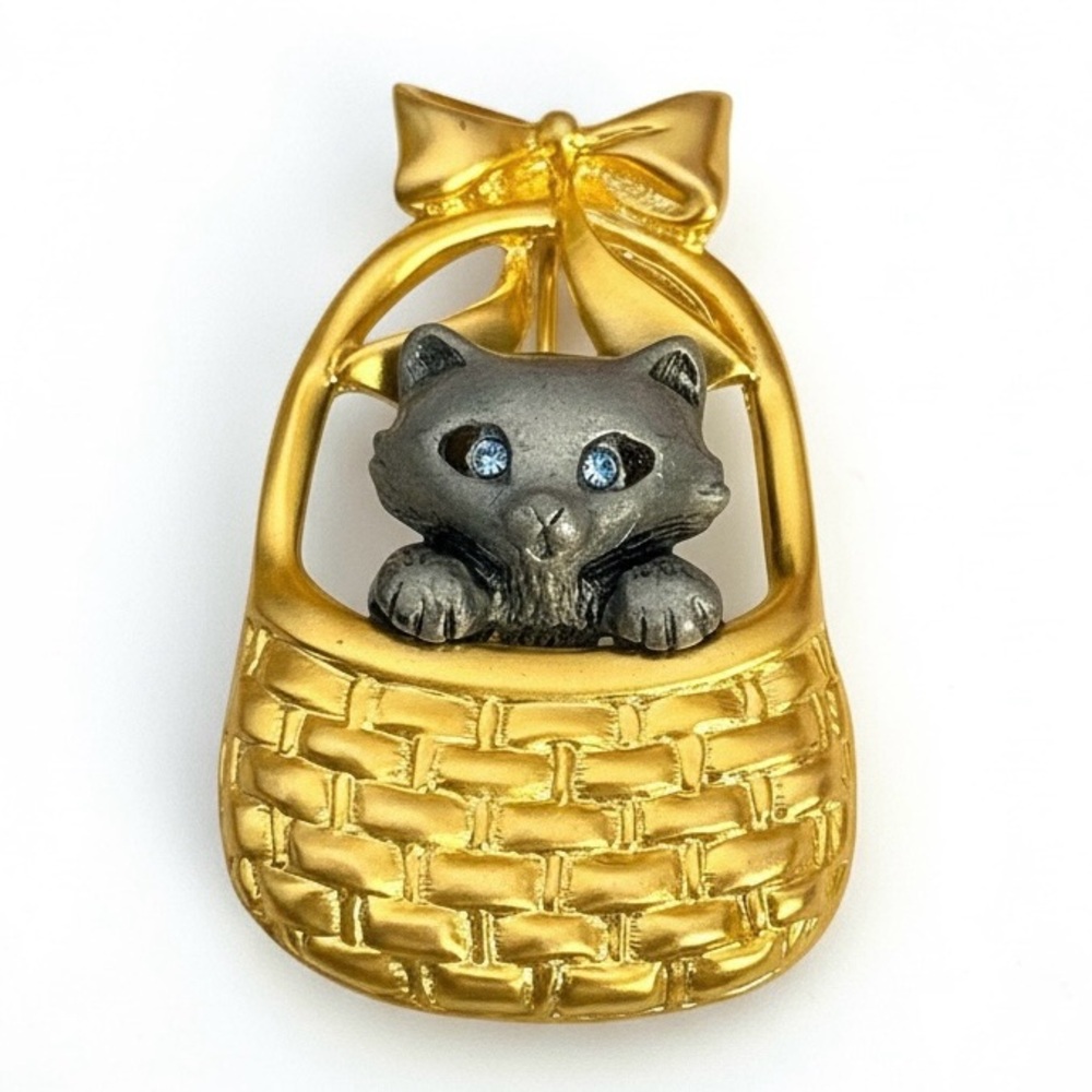 Danecraft Signed Vintage‎ Cat in Basket Brooch Pewter Cat Gold Tone Pin